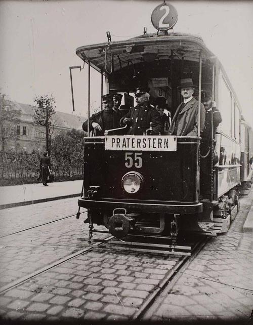 Straßenbahn Linie 2 Richtung Praterstern