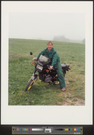 Junger Mann mit Motorrad, Bad Leonfelden